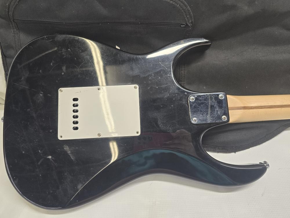 IBANEZ RG SERIES (P31014877)