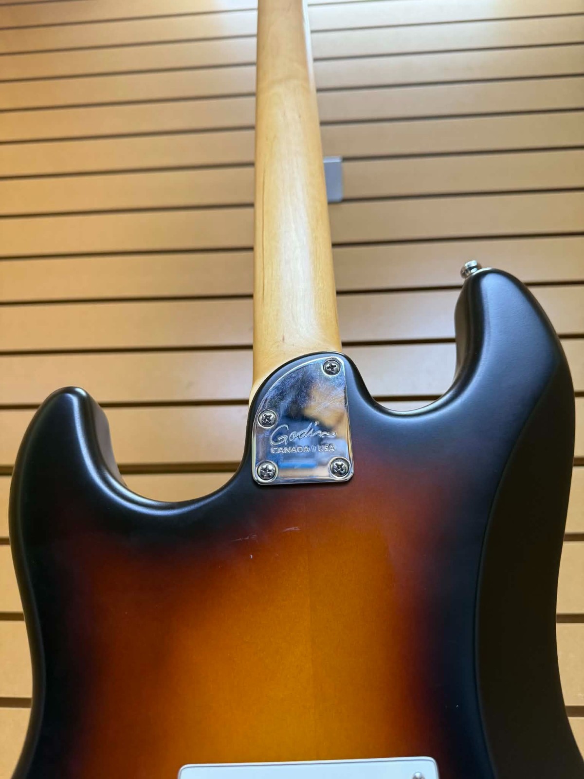 Godin Session/2016/Vb/Electric Guitar/Strat Type/Sunburst Type/Ssh/Synchro Type/