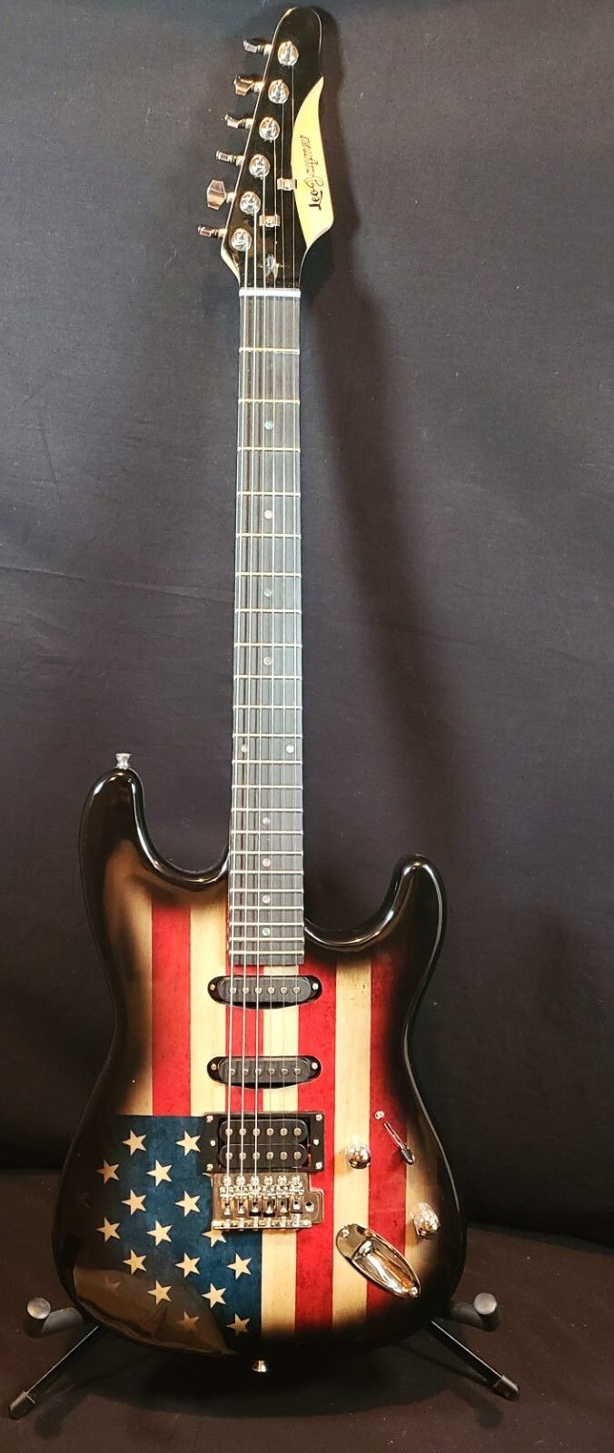Stratocaster-Leo Jaymz-American Flag Design- Fully Set up Ready to Play