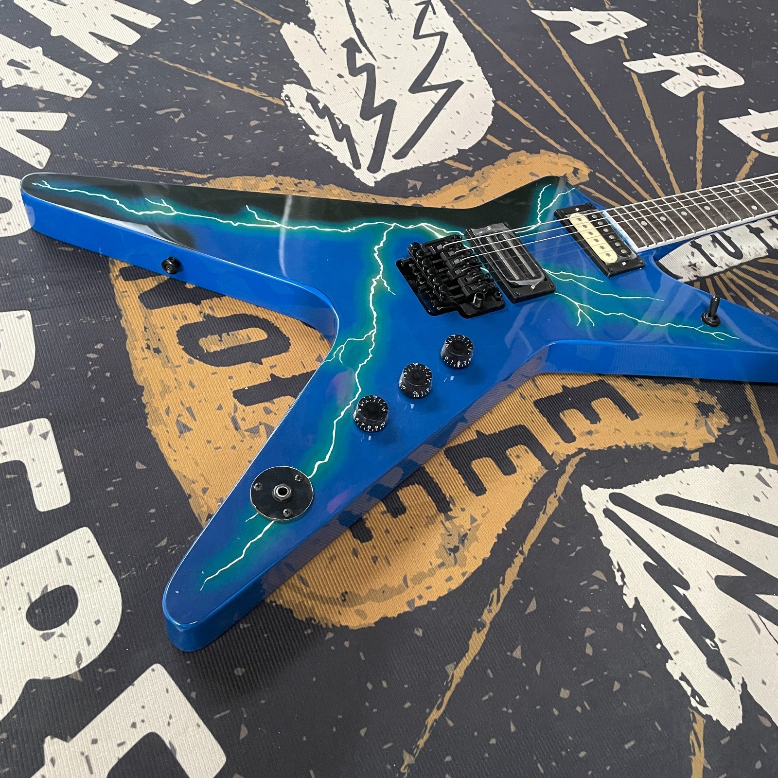 Blue Dimedean Electric Guitar 6String Lightning Body w/Floyd Free Ship