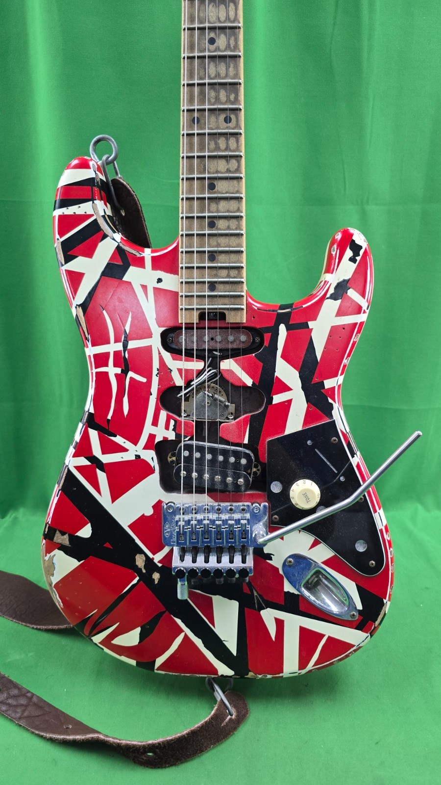 EVH Striped Series Frankenstein Relic Electric Guitar TESTED