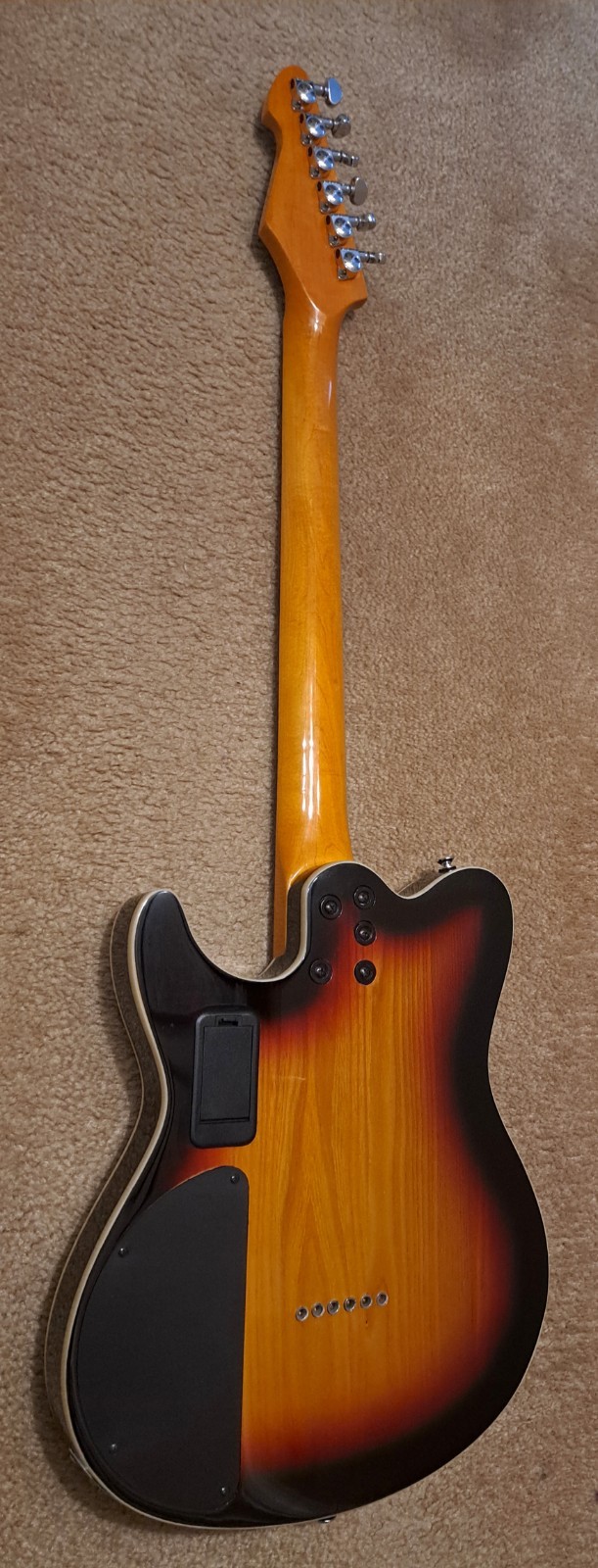 Peavey Generation EXP Guitar, Sunburst, HH + Piezo, Excellent!