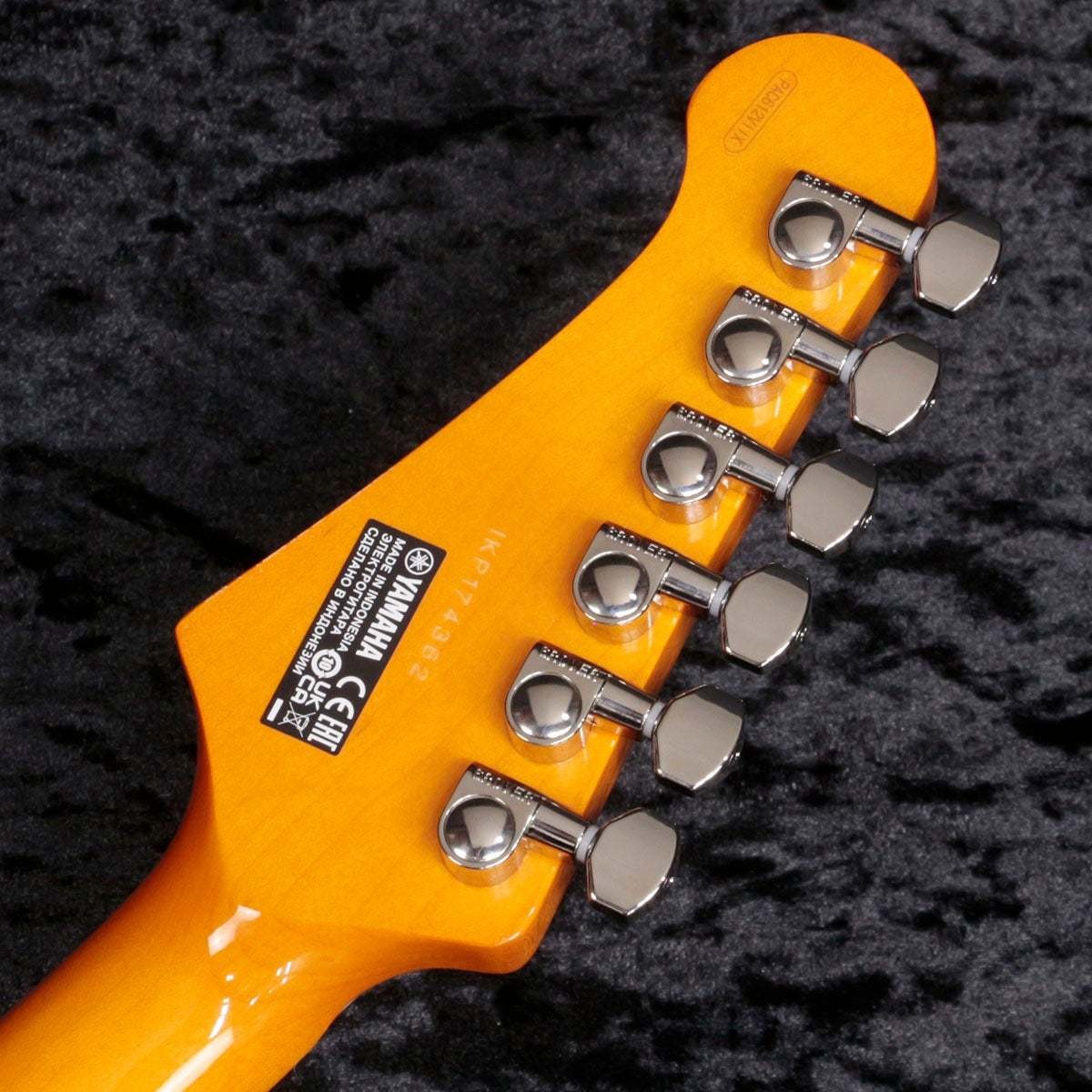 Pacifica PAC612VIIX VWH Electric Guitar 3-PU Seymour Duncan Used