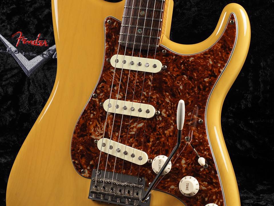 Fender Custom Shop Classic Player Stratocaster Honey Blonde 2006 Electric Guitar