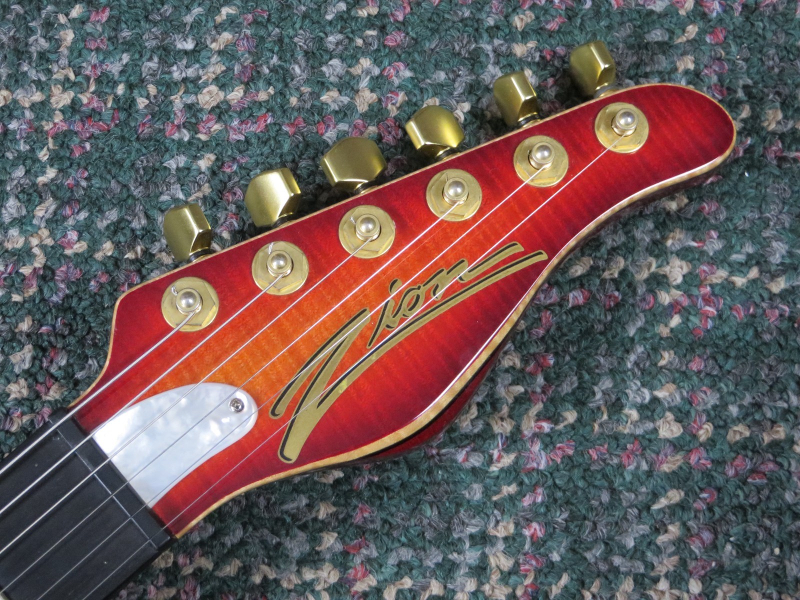 2005 Zion Classic Cherry Burst! SET-NECK! w/OHSC