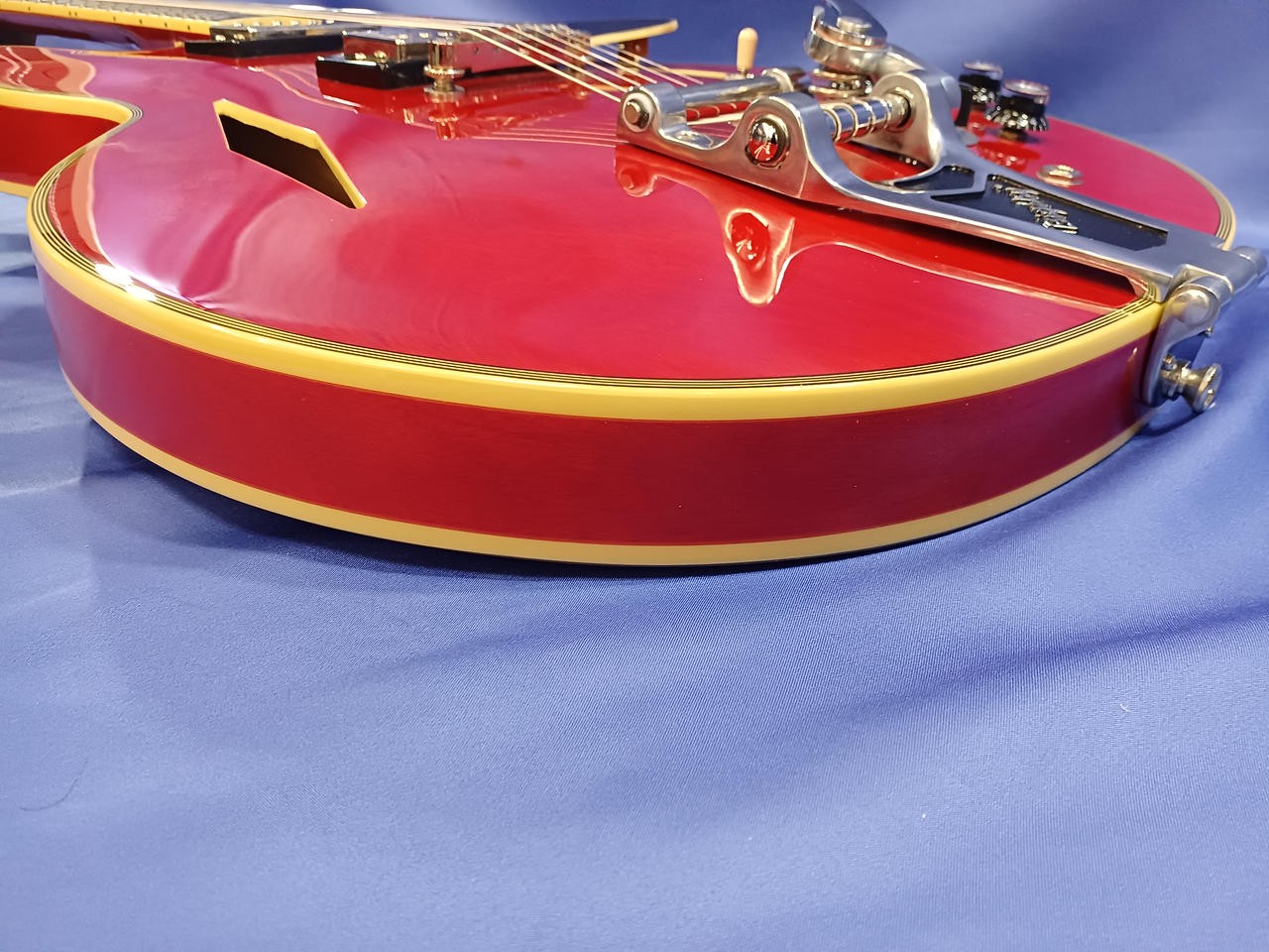 EPIPHONE SHINICHI UBUKATA ES-355 VER2 Semi-aco
