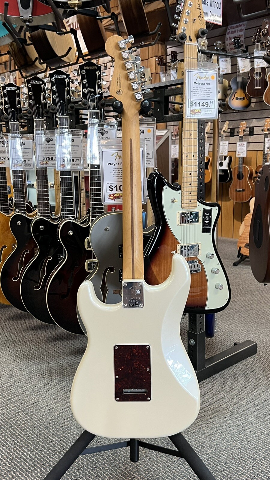 FENDER PLAYER PLUS STRATOCASTER