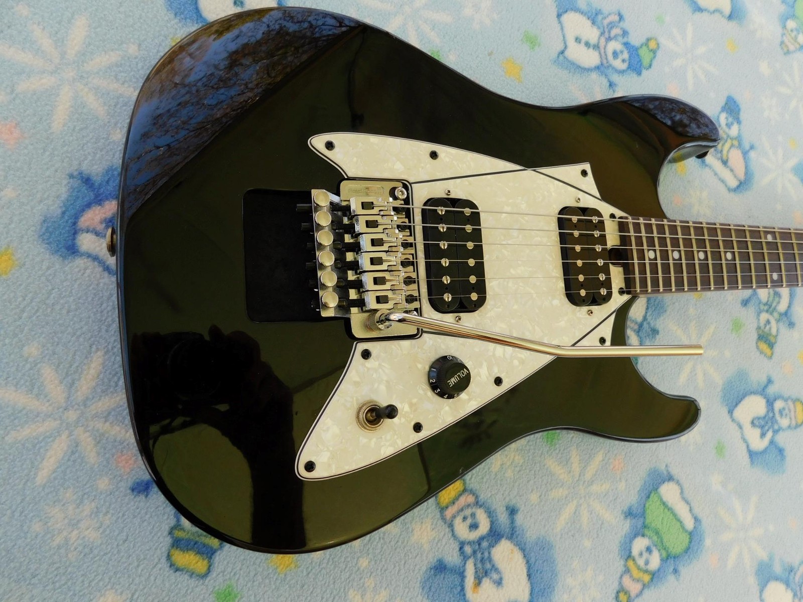 Floyd Rose Discovery, Hot Pickups, Floyd Rose II, Has Chip, Still Cool