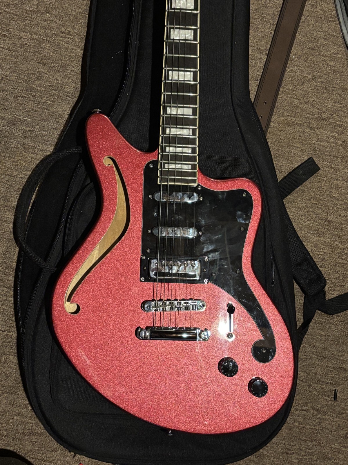 D’Angelico Premier Bedford SH Semi Hollow Electric Guitar, Oxblood w/Gig Bag