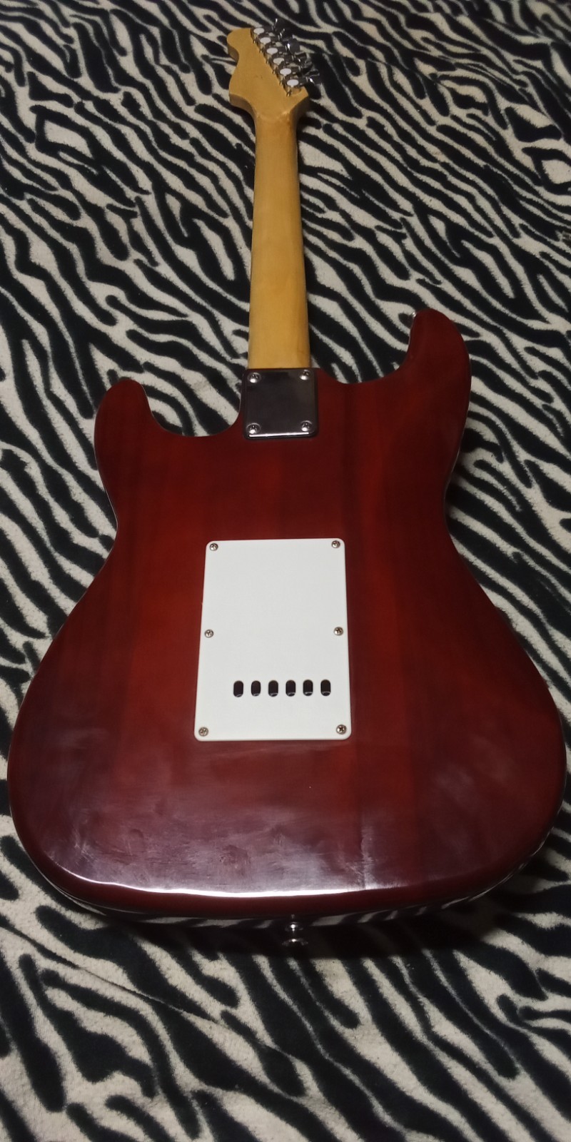 Cozart Custom Hand Made Series Electric Guitar With a 2 Tone Sunburst Finish