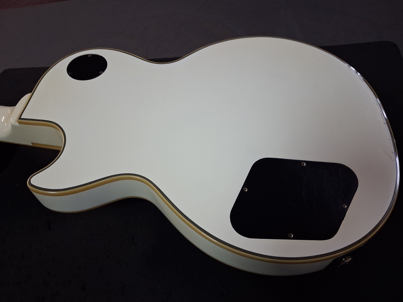 Epiphone Les Paul Custom Pro 2011 Alpine White *** FREE SHIPPING ***