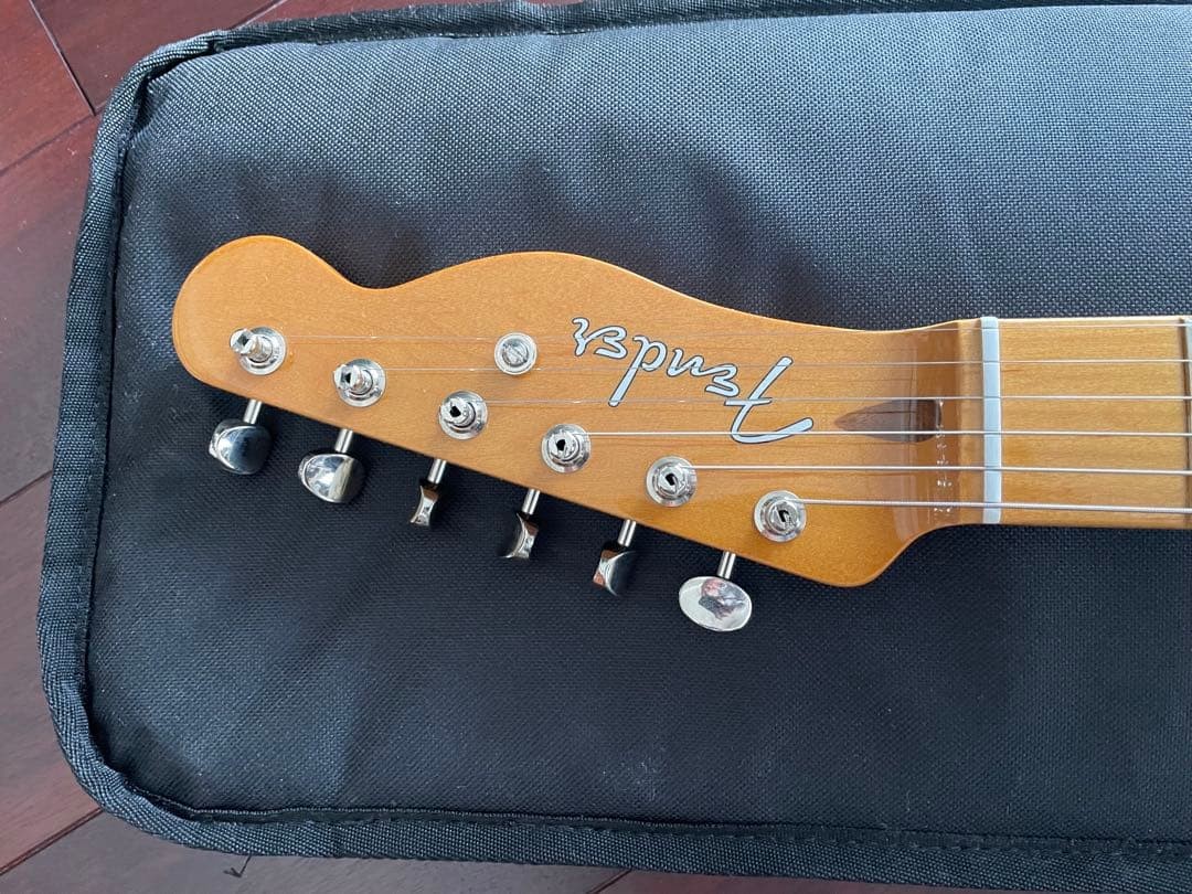 Electric Guitar Fender Vintera ’50s Telecaster Cream Made in Mexico with Gig Bag