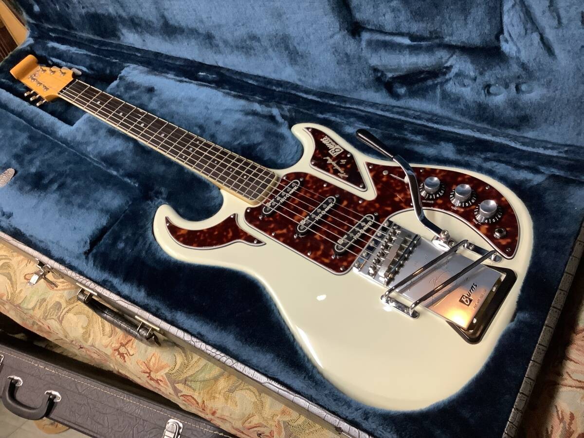 Burns London Guitar Hank Marvin 40th Anniversary Limited Signature Model