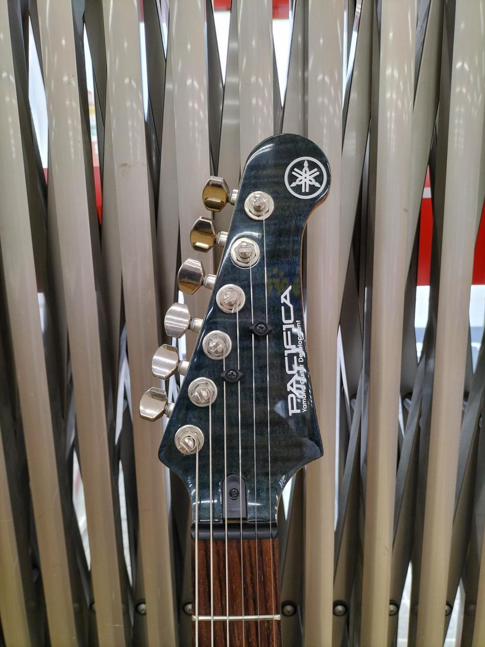 YAMAHA PAC612VIIFM Used 6 Electric Guitar