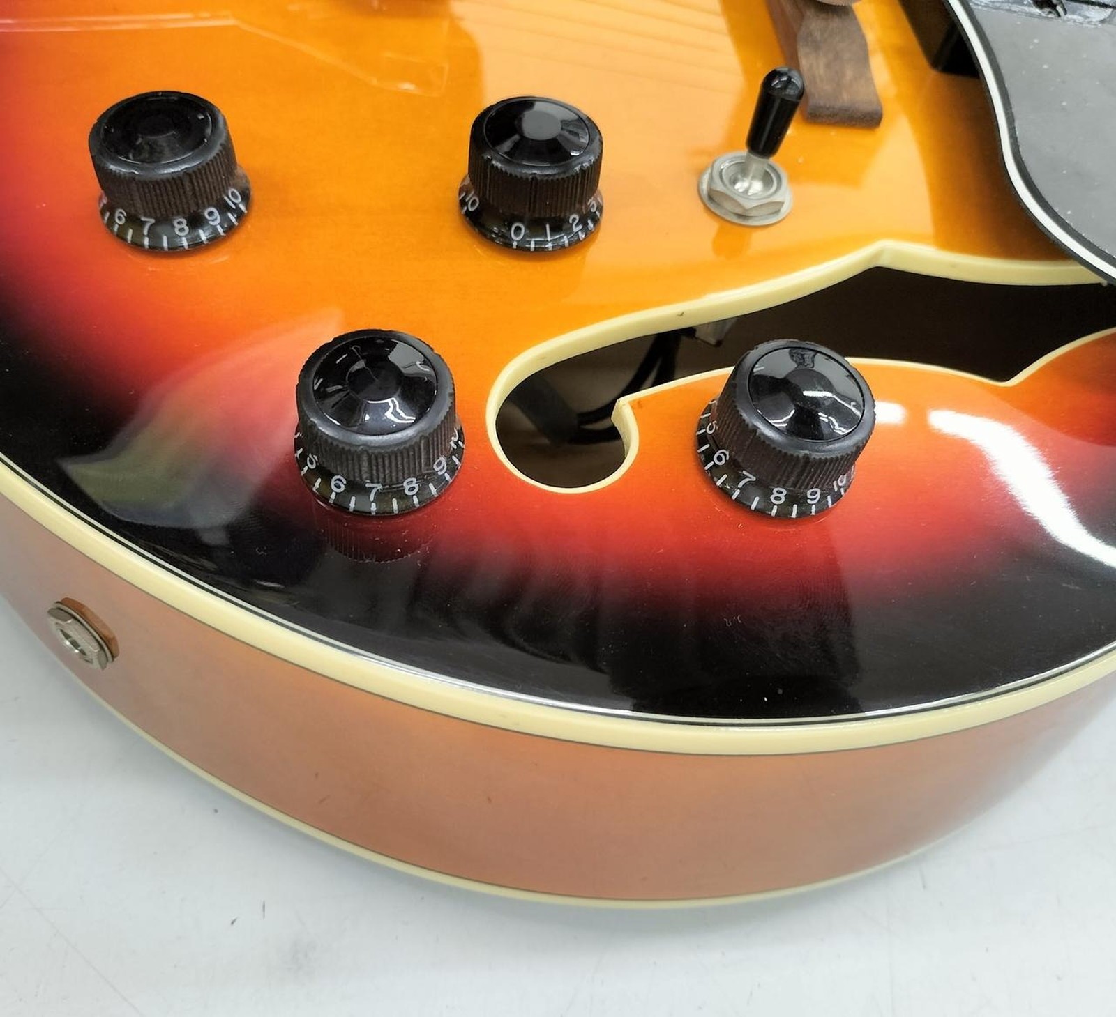IBANEZ AF75-BS 5B-03 Used Maple body Mahogany neck Walnut fingerboard Sunburst
