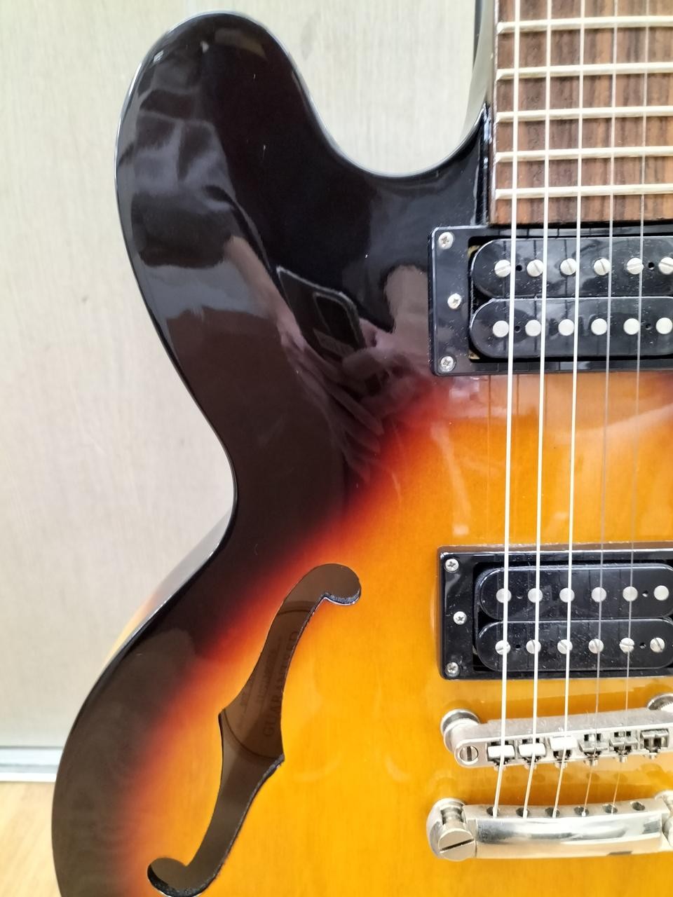 EPIPHONE DOT STUDIO VS Semi-aco