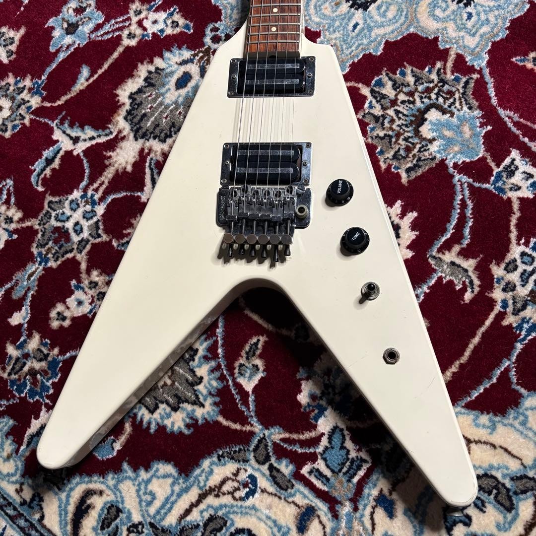 FERNANDES BSV-70 Flying V Electric Guitar 1980s Vintage White Rare Japan