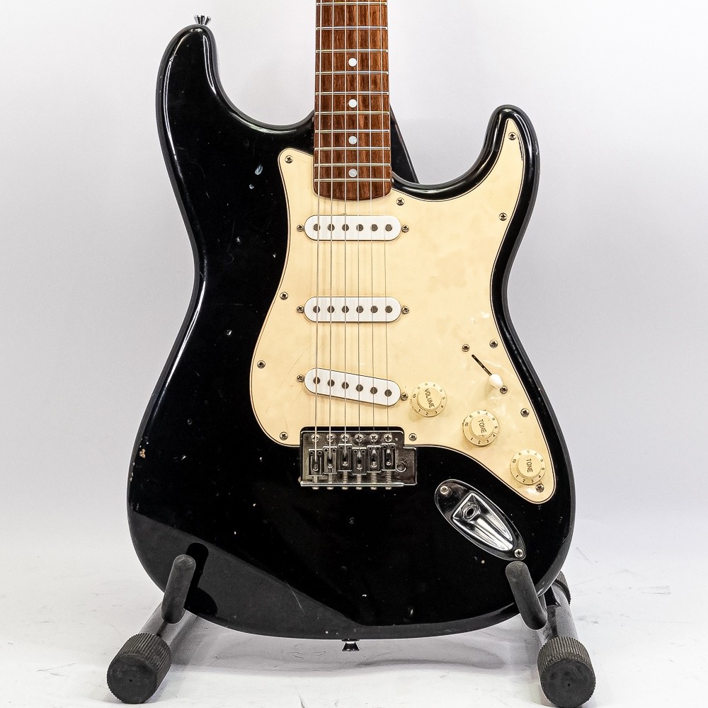 Squier Standard Stratocaster Electric Guitar Black w/ Gig Bag Setup Ready