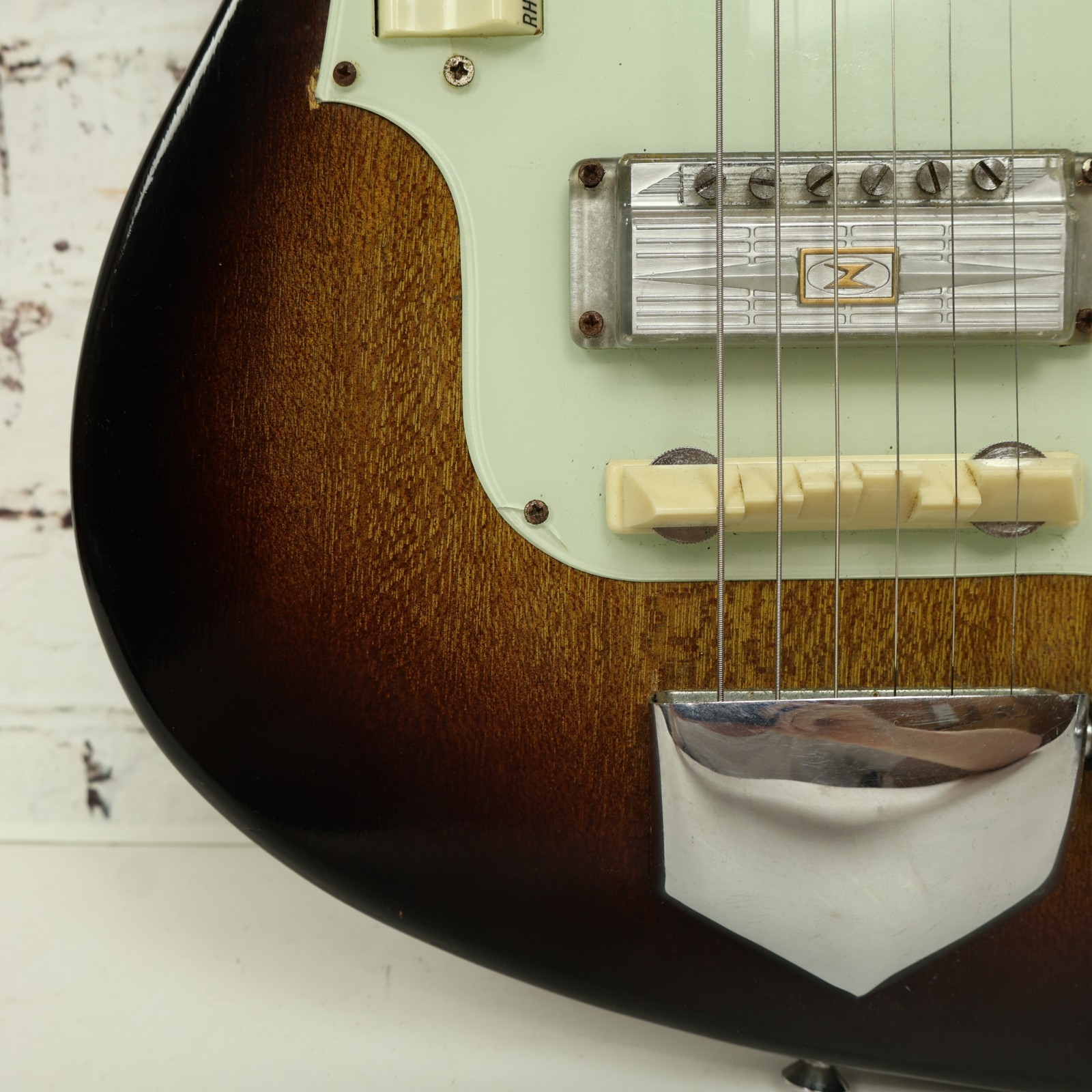 Vintage 1960s Zen-On (Zenon) Offset Sunburst Electric Guitar (MIJ)