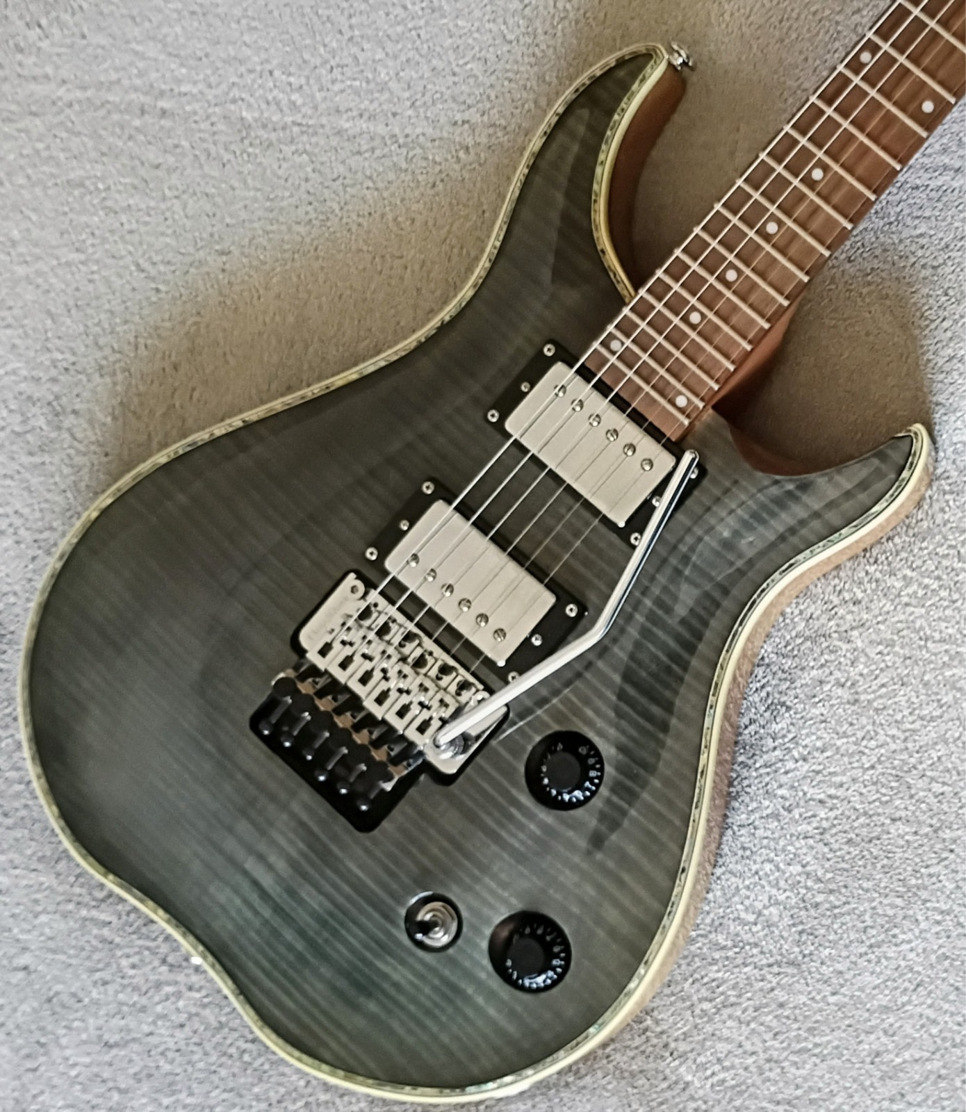 Agile Hawker Elite Guitar (Korea) Mahogany/Carved Flame Maple /Abalone ~ FR