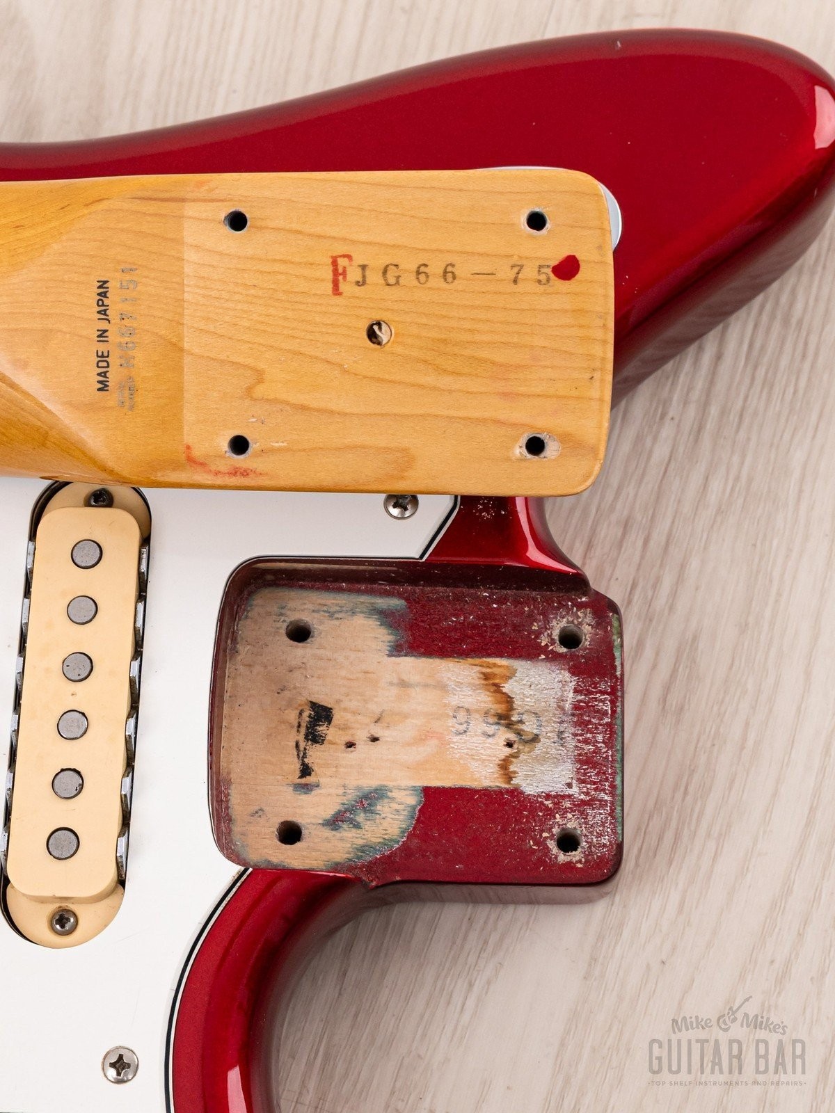 1986 Fender Jaguar ’62 Vintage Reissue JG66-75 First-Year, Japan MIJ Fujigen