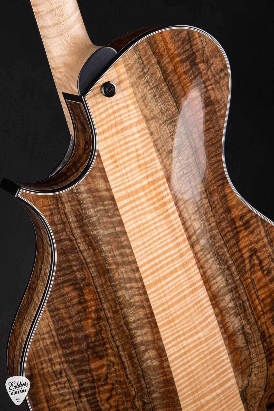 LHT Guitars Fugue – Walnut & Maple