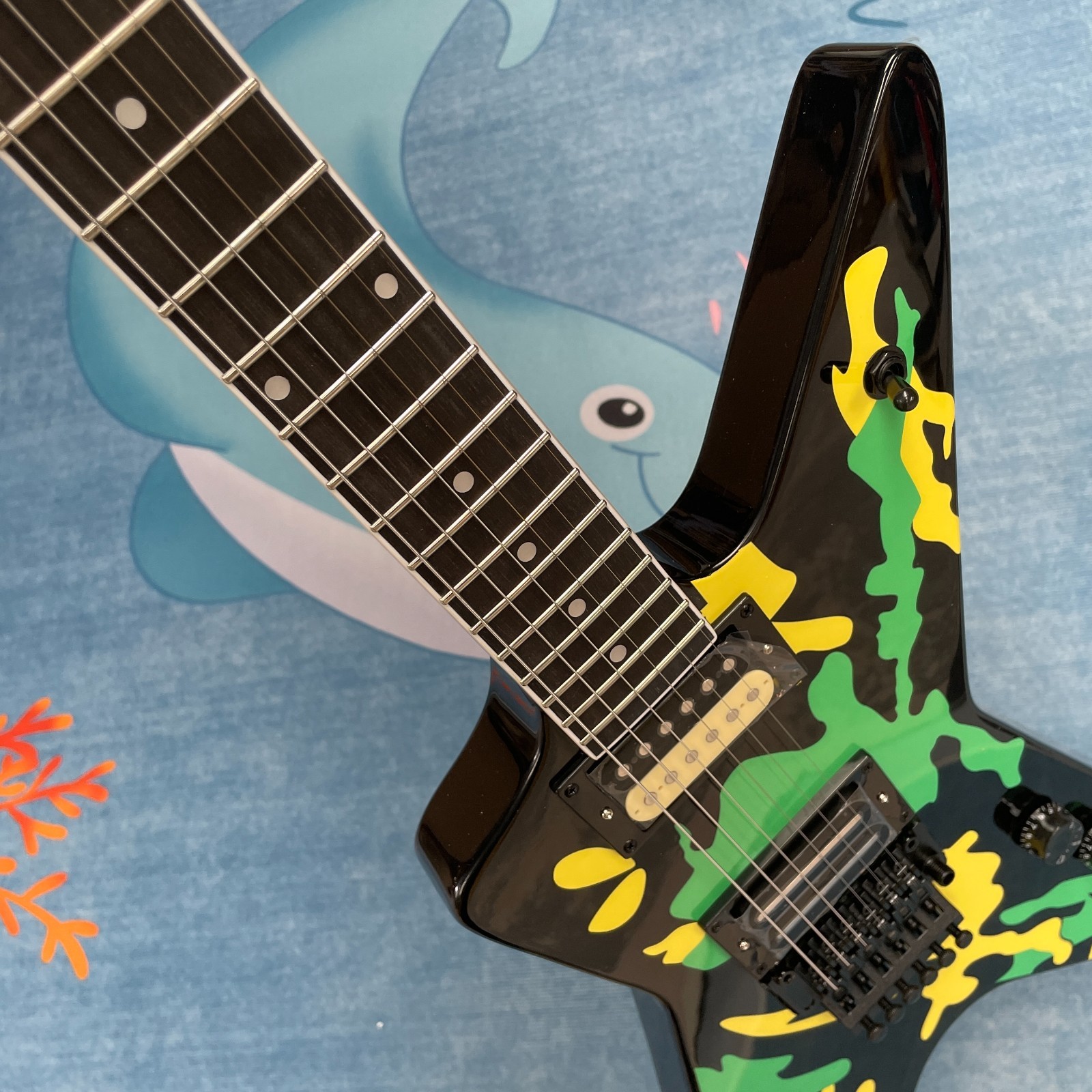 Custom Dimebag Washburn Trendkill CF Electric Guitar 6 strings Skull Body HH