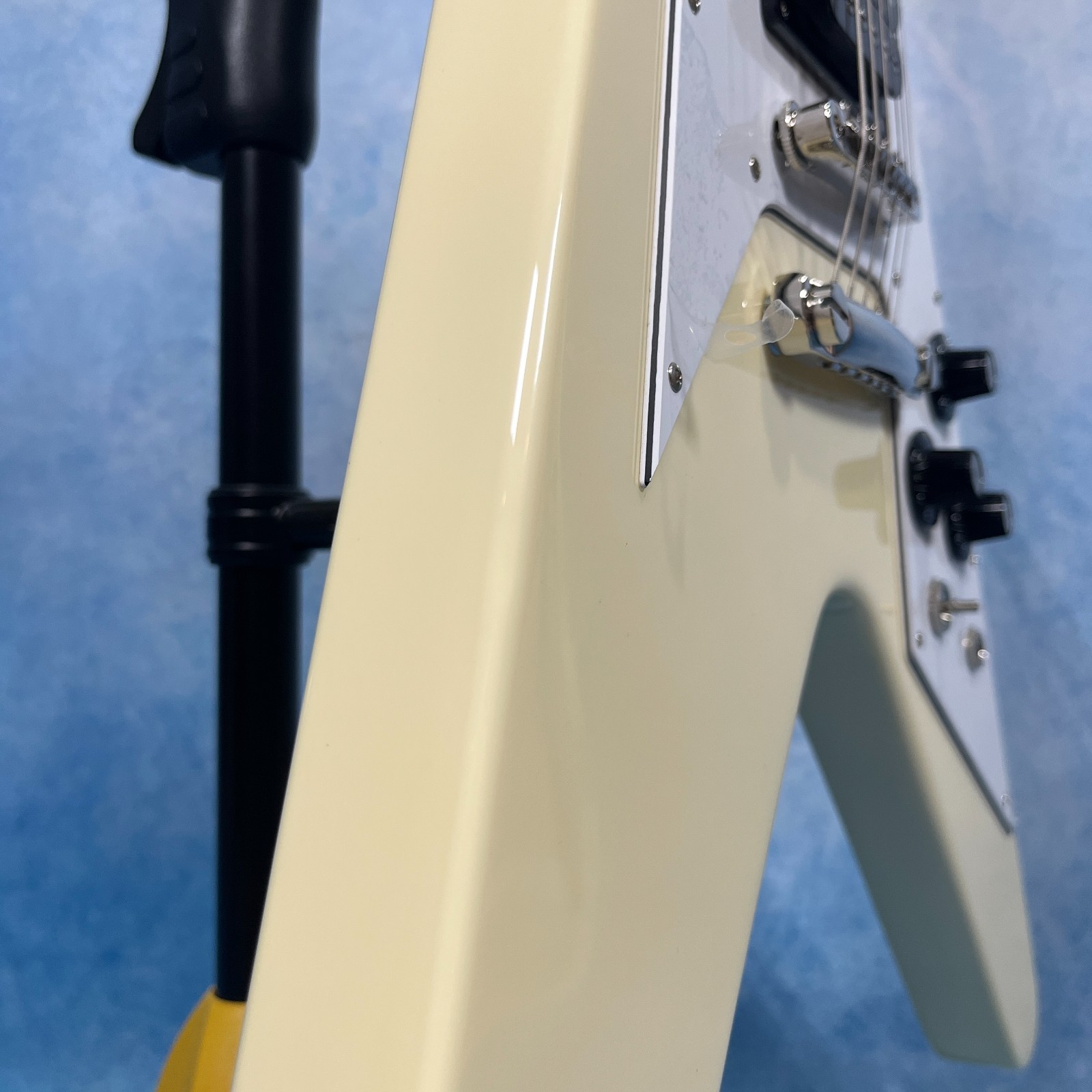 Edwards E-FV-LTD Flying V Type Vintage White Electric Guitar Form Japan