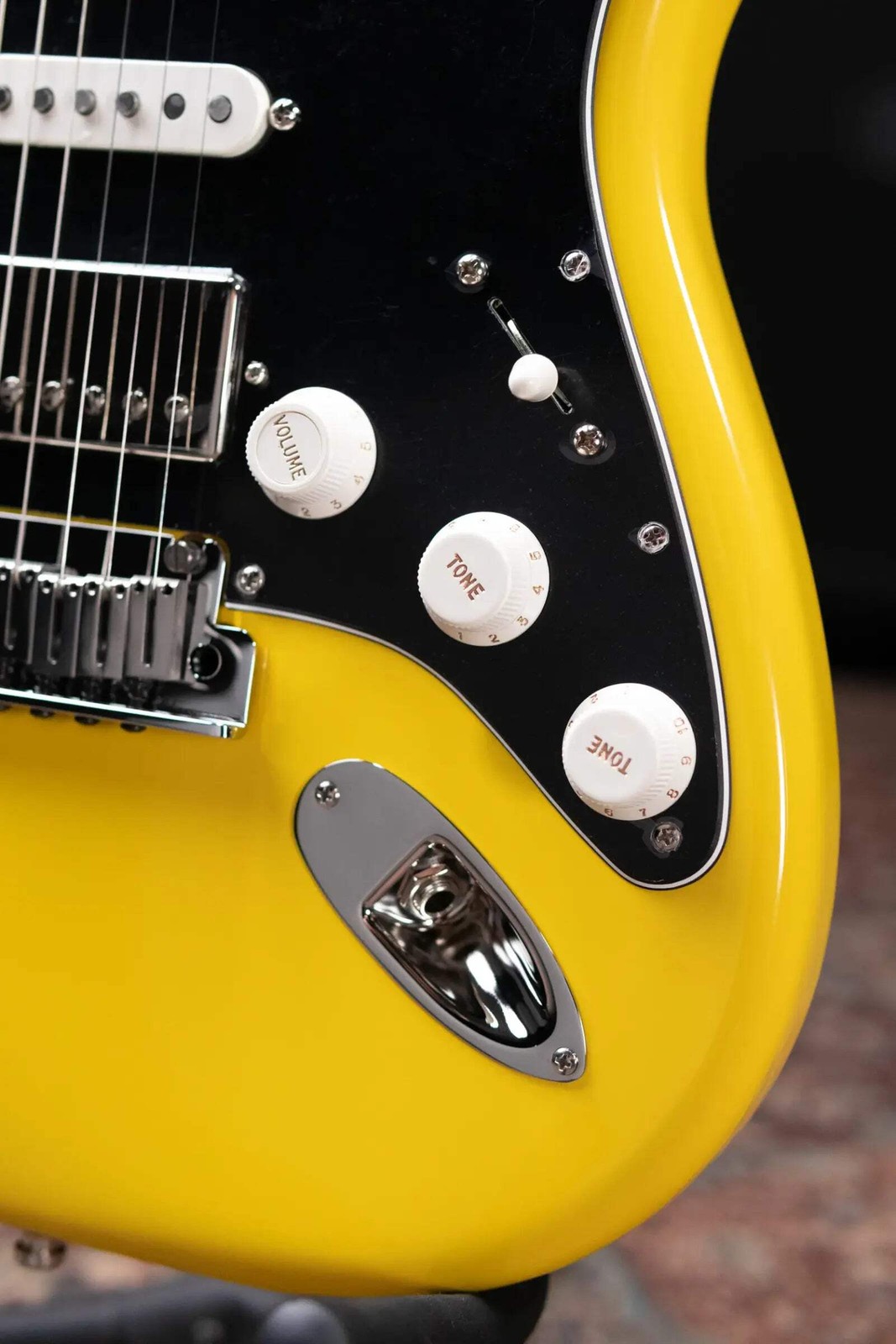 Fender Limited Edition American Ultra II HSS Stratocaster Electric Guitar – Graf