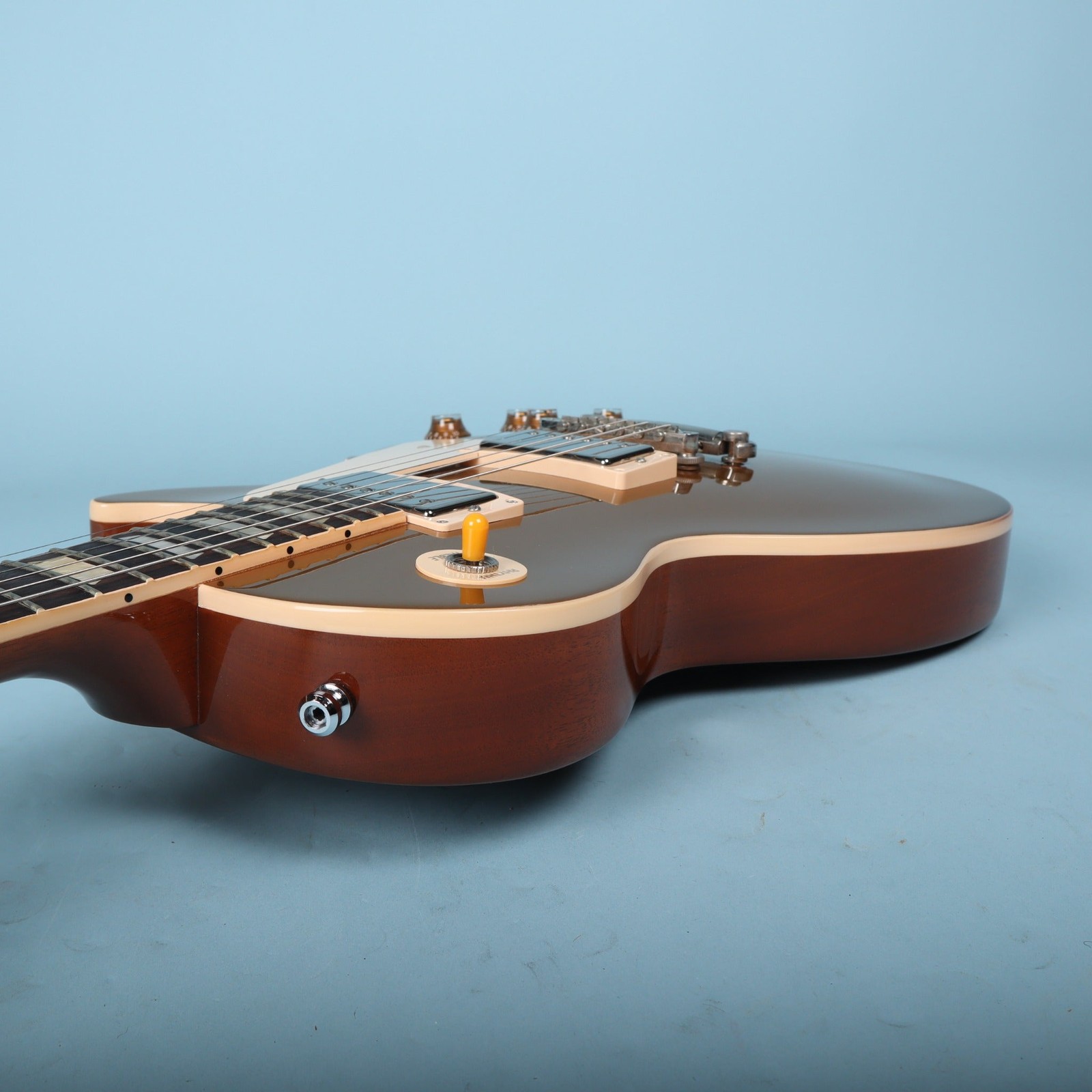 2019 Gibson Les Paul Standard Goldtop Electric Guitar