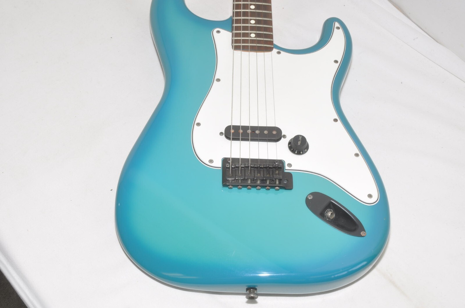 Bill Lawrence Stratocaster type Electric Guitar Ref.No 7019