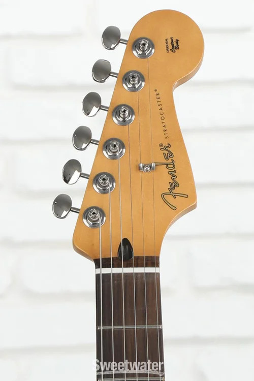 Fender Player II Stratocaster Electric Guitar – Coral Red with Rosewood