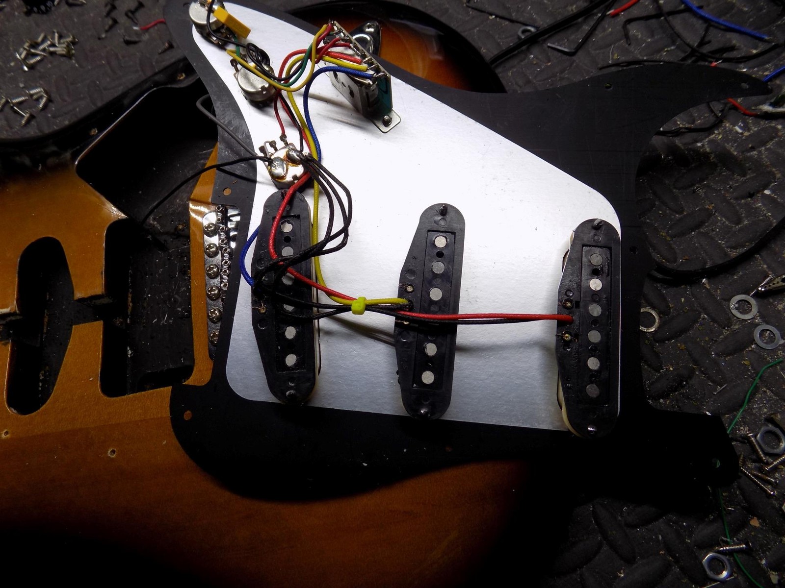 Squier “Custom Shack ” Strat, Alnico 5 Pickups, Custom Wiring,Capacitor Upgrade