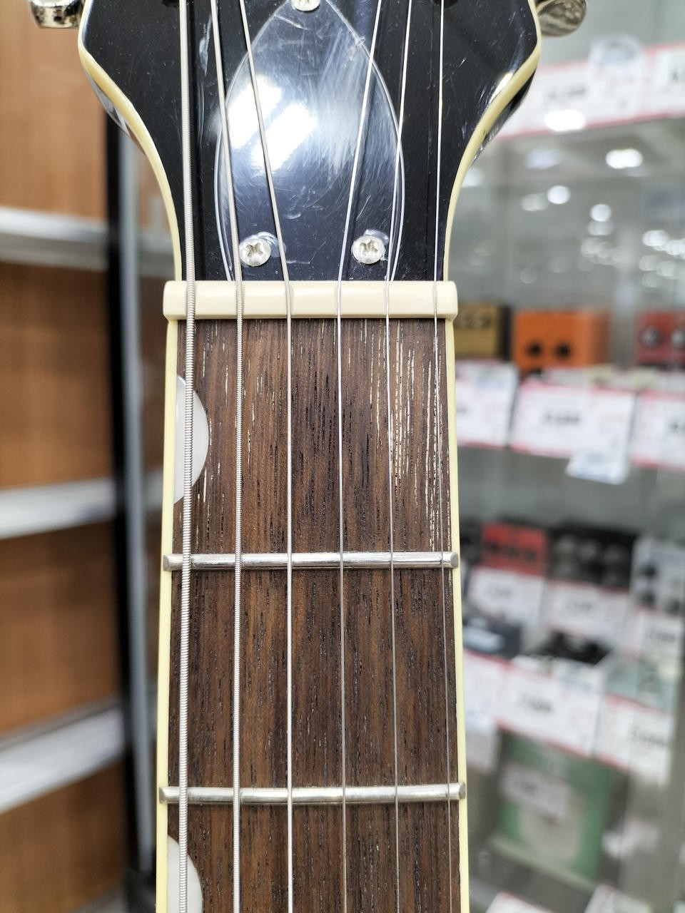 GRETSCH Electromatic G5622 Semi-Acoustic Electric Guitar