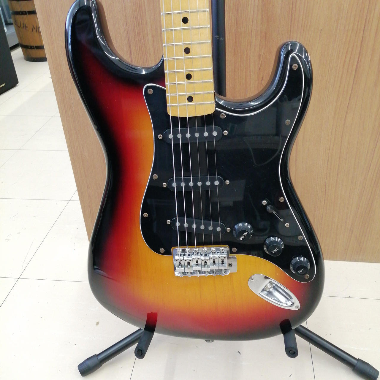 TOKAI SS38 SILVER STAR 3TS Electric Guitar