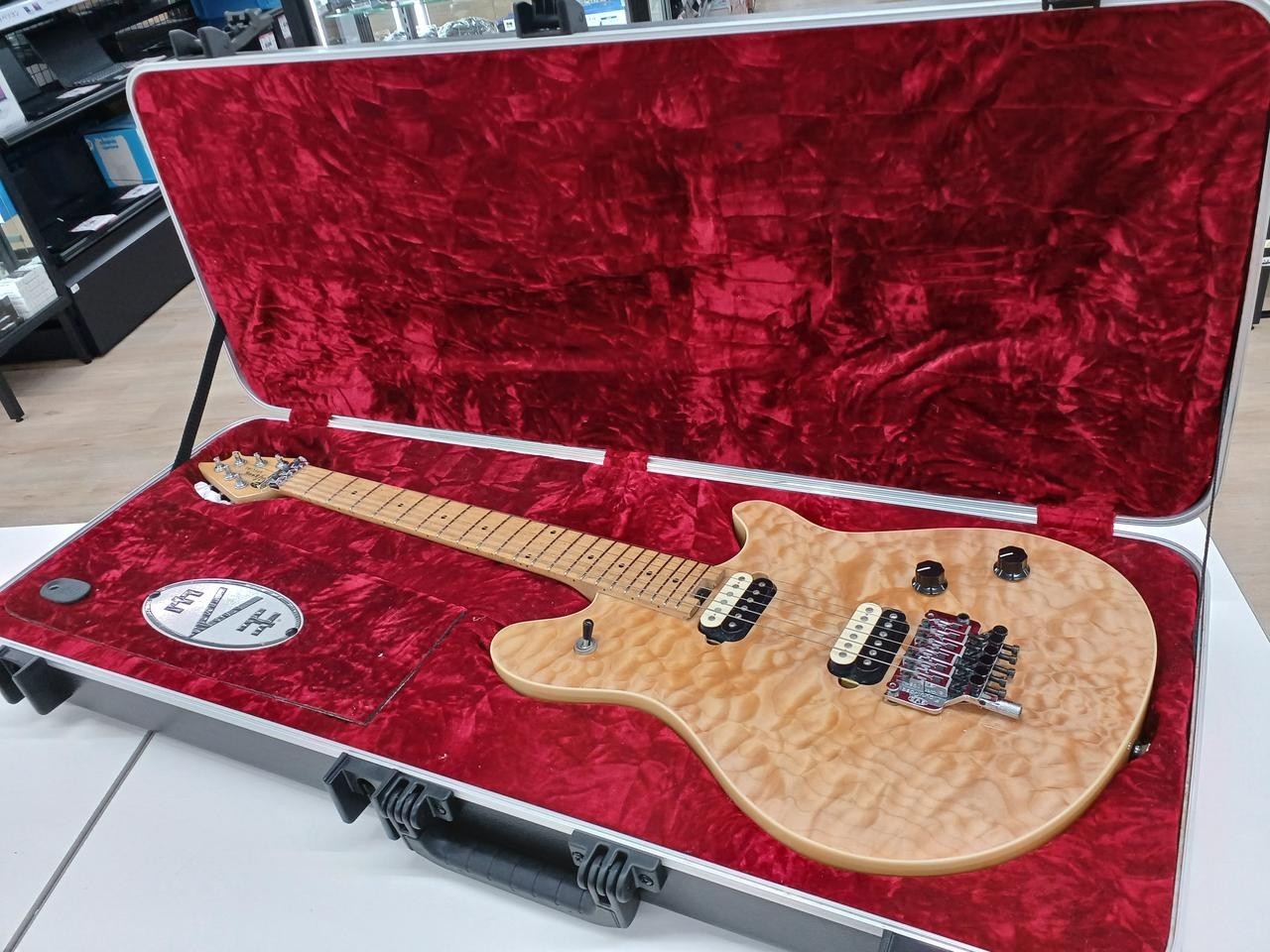 [EVH] WOLFGANG SPECIAL Used Basswood body Maple neck Maple fingerboard Hard case