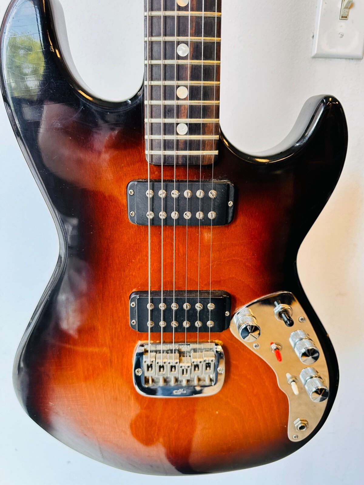 G&L F-100 Series II Electric Guitar – 1980s – In Very Good Condition w/Case