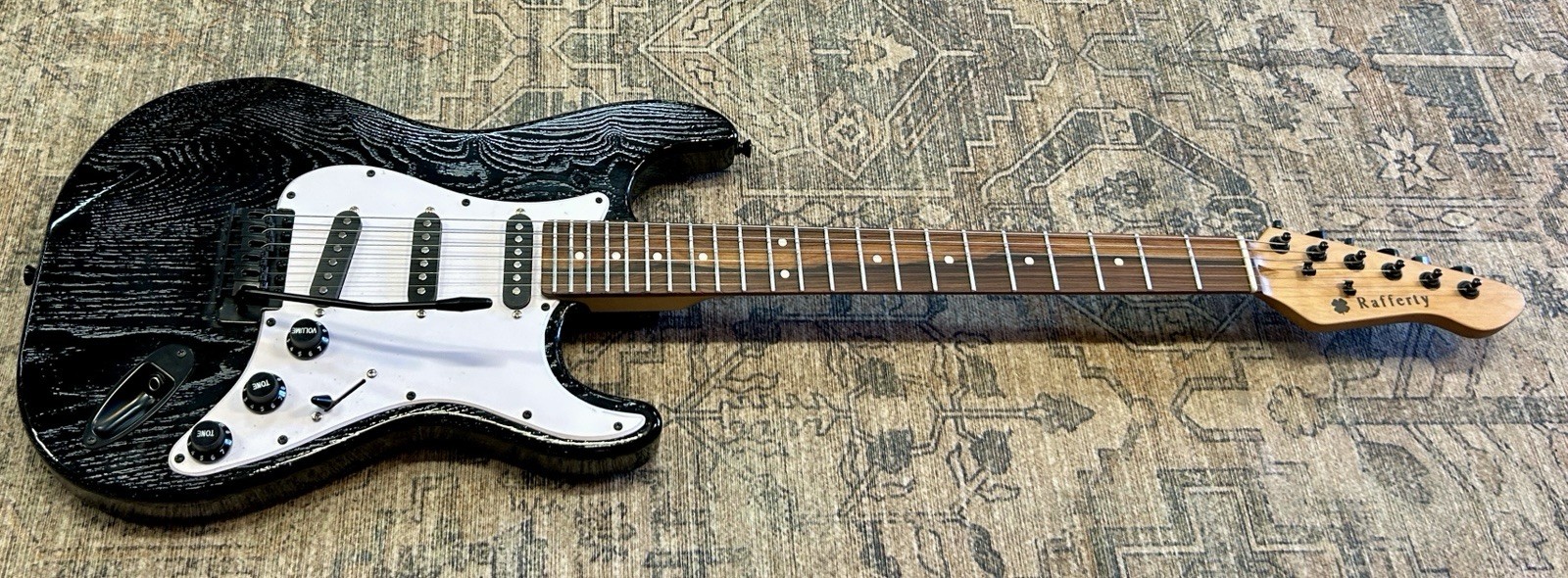Rafferty Storm Rider Electric Guitar