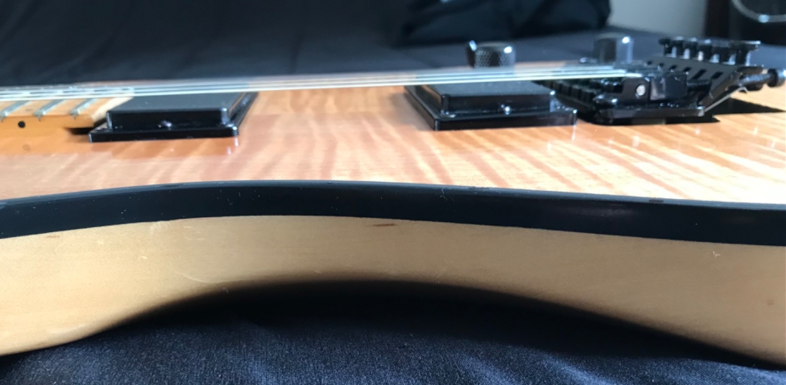 High-Performance Godin Redline III 2010 – Rarely Seen – Gorgeous Natural Maple F