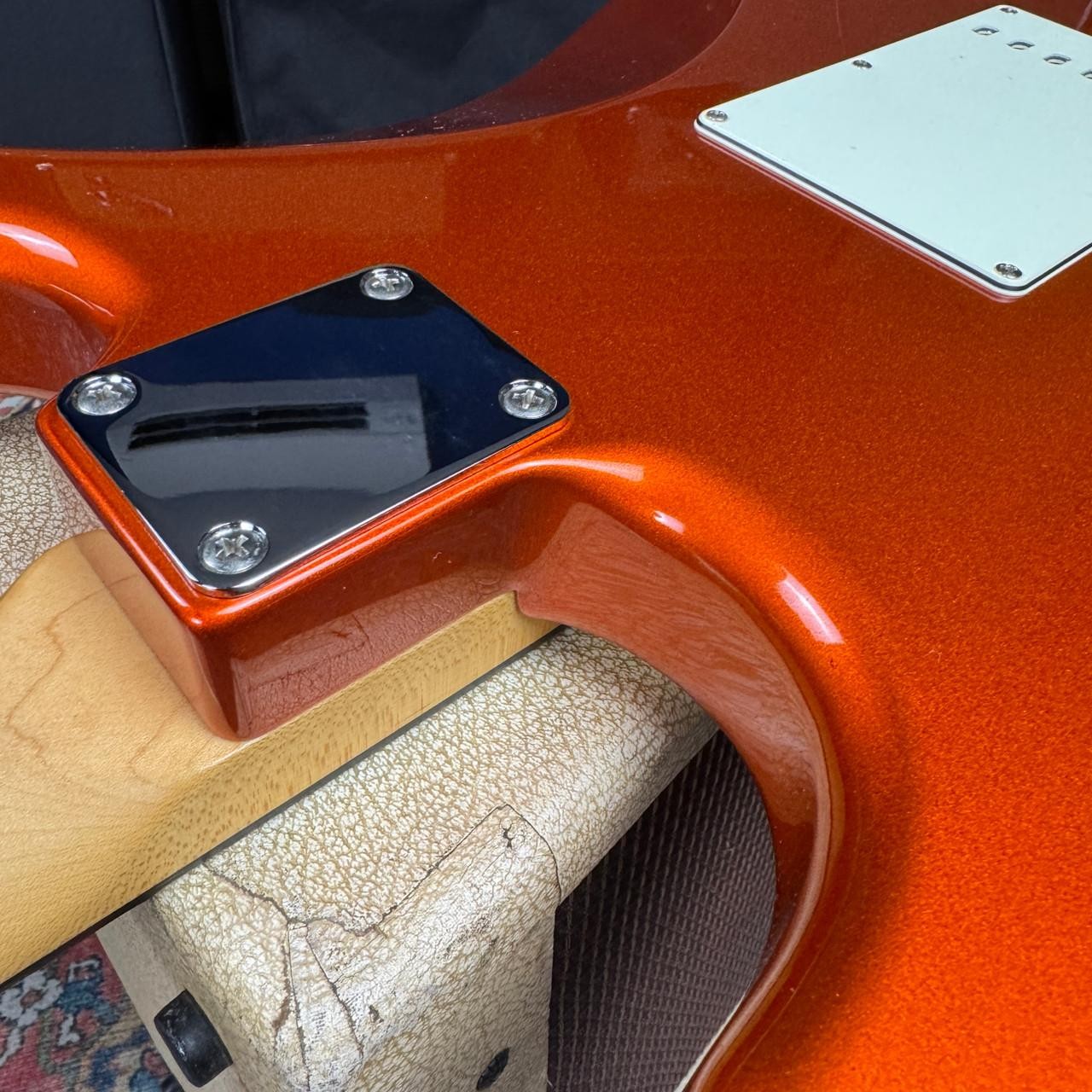 *Video* Fender Hybrid 60’s Stratocaster w/USA Vintage Pickups Candy Tangerine –