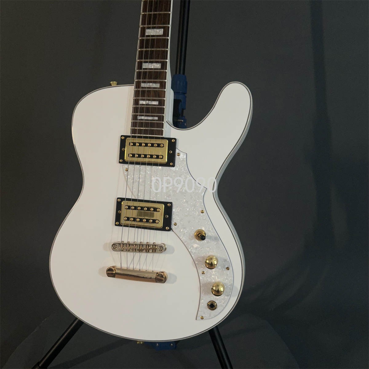 Hot White Color Electric Guitars Gold Hardware Solid Body White Pearls Pickguard