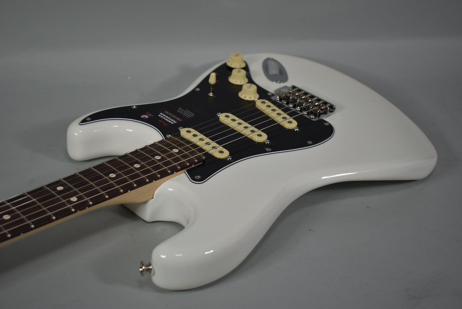 2022 Fender American Performer Stratocaster Arctic White Finish w/Bag