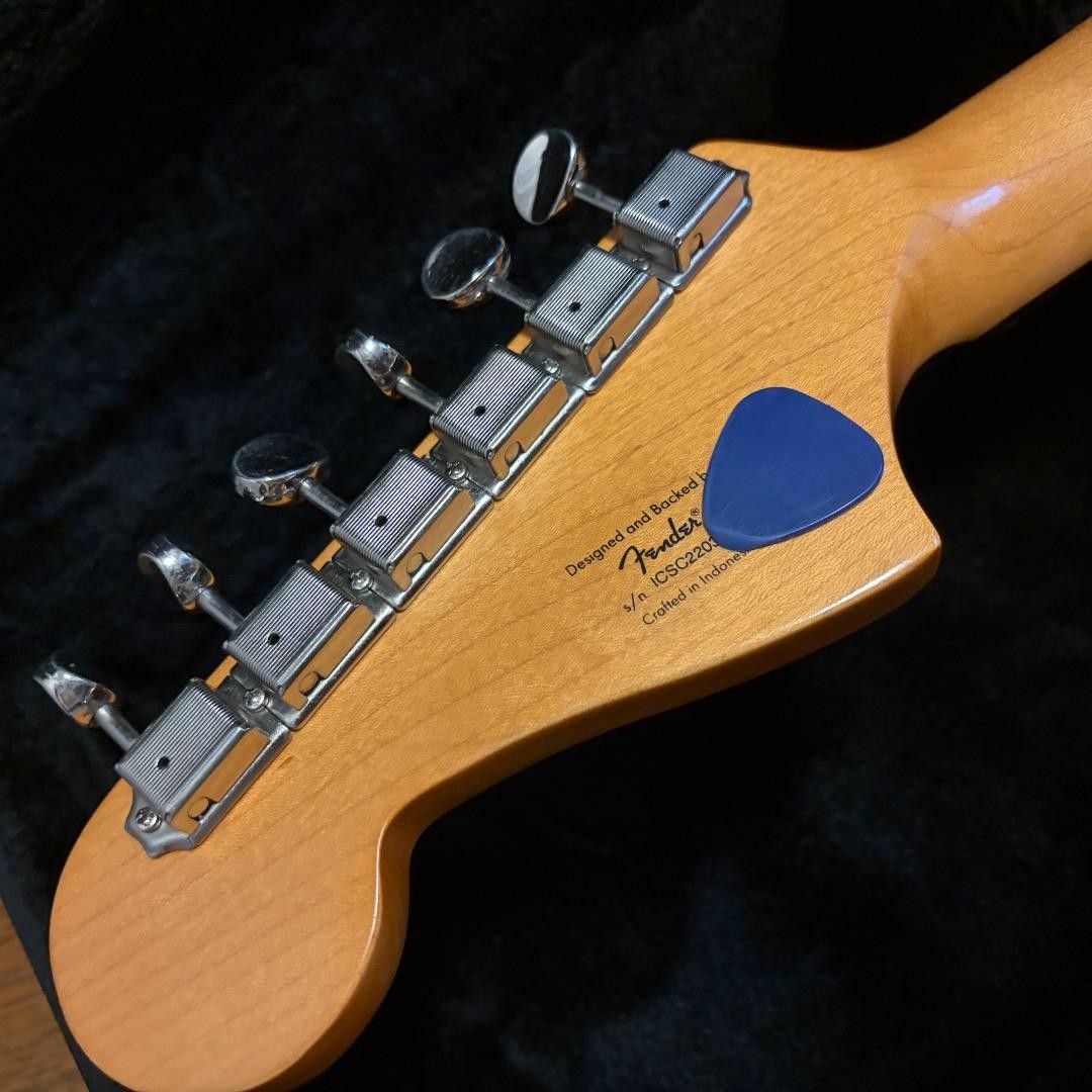 Squier Classic Vibe 60s Jazzmaster Guitar Maple Fretboard Vintage Style Excellen