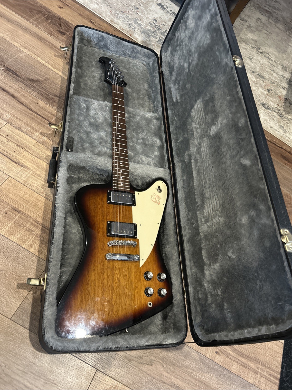 Epiphone Firebird Vintage Sunburst Comes With Hard Case Nice Shape U06060731