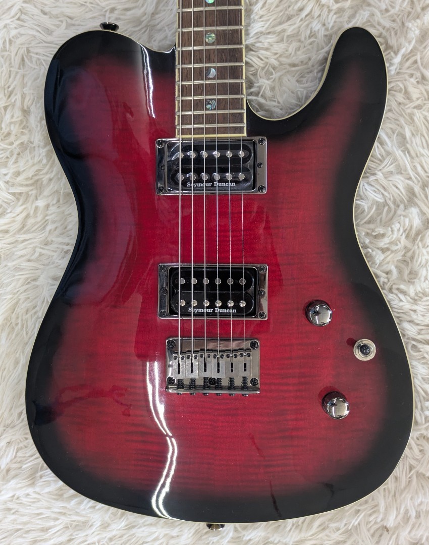 Fender Special Custom Telecaster FMT HH Laurel Fretboard Black Cherry Burst Demo