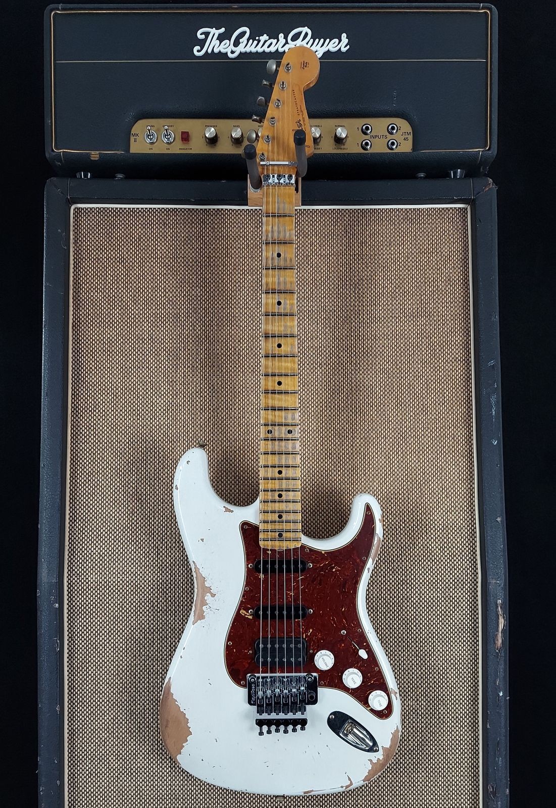 2024 Fender Custom Shop ’62 Heavy Relic Stratocaster with a FLOYD COA Super Cool
