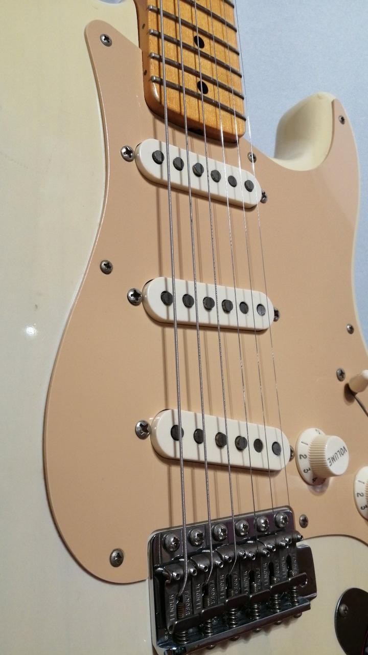 FENDER USA / ERIC JOHNSON STRATOCASTER 2CS (NO2511221)