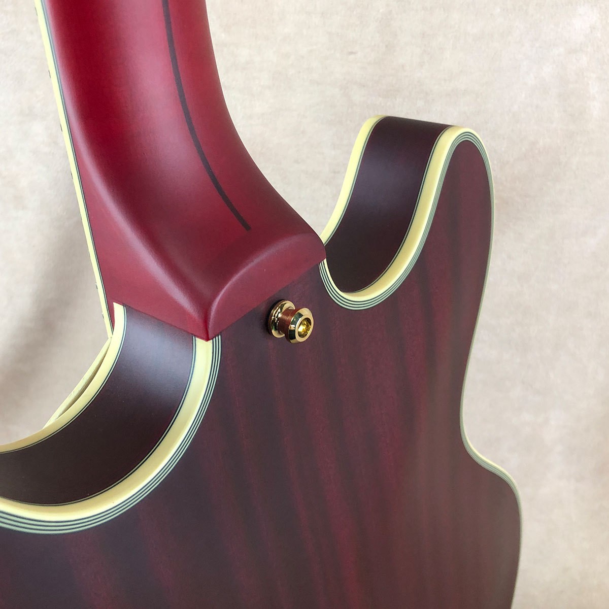 D’Angelico Deluxe Series Dc P-90 Satin Trans Wine Webshop Stock Safe delivery fr