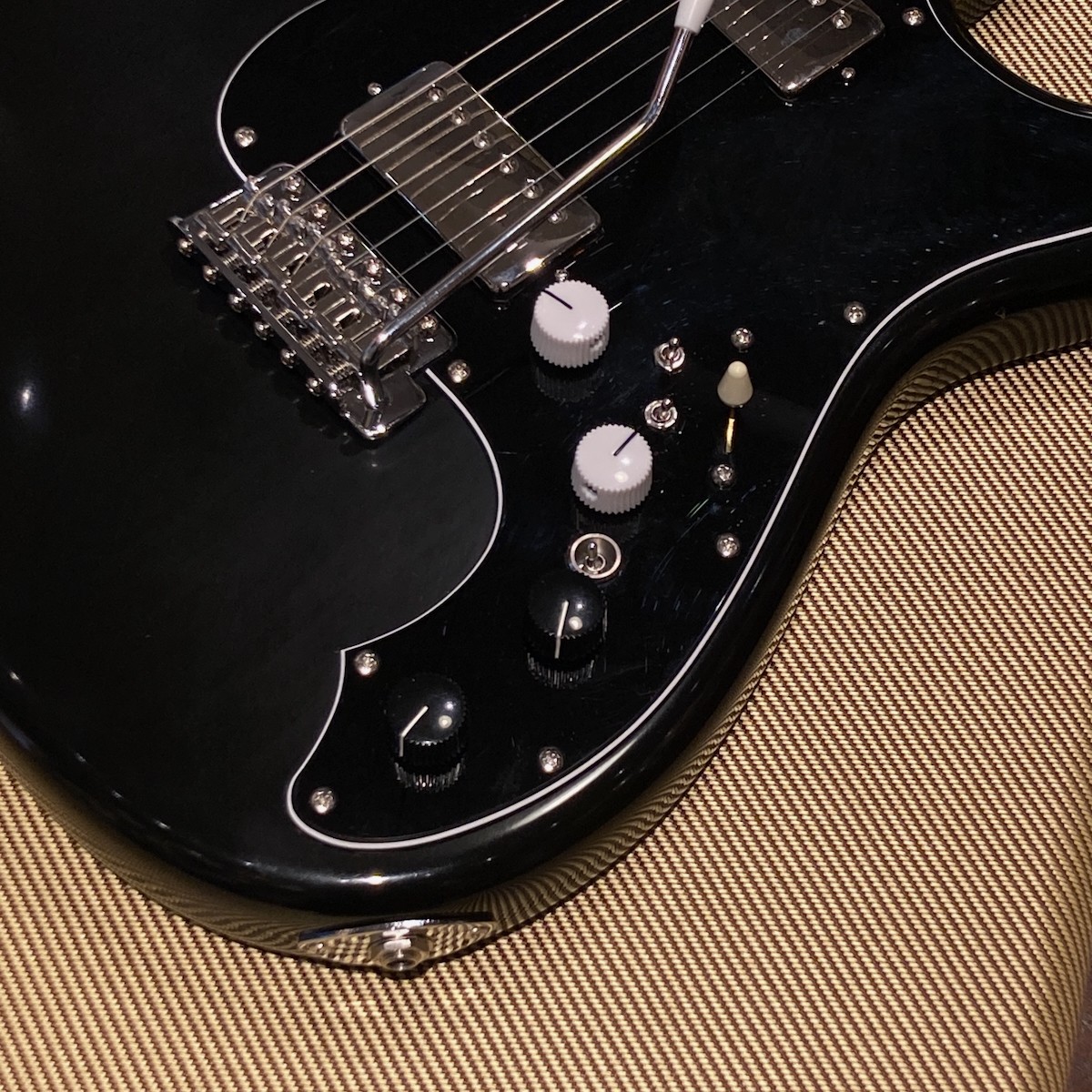 Shior Moden Oddity ST HH Black Hondurus Rosewood Spirit Varnish Used