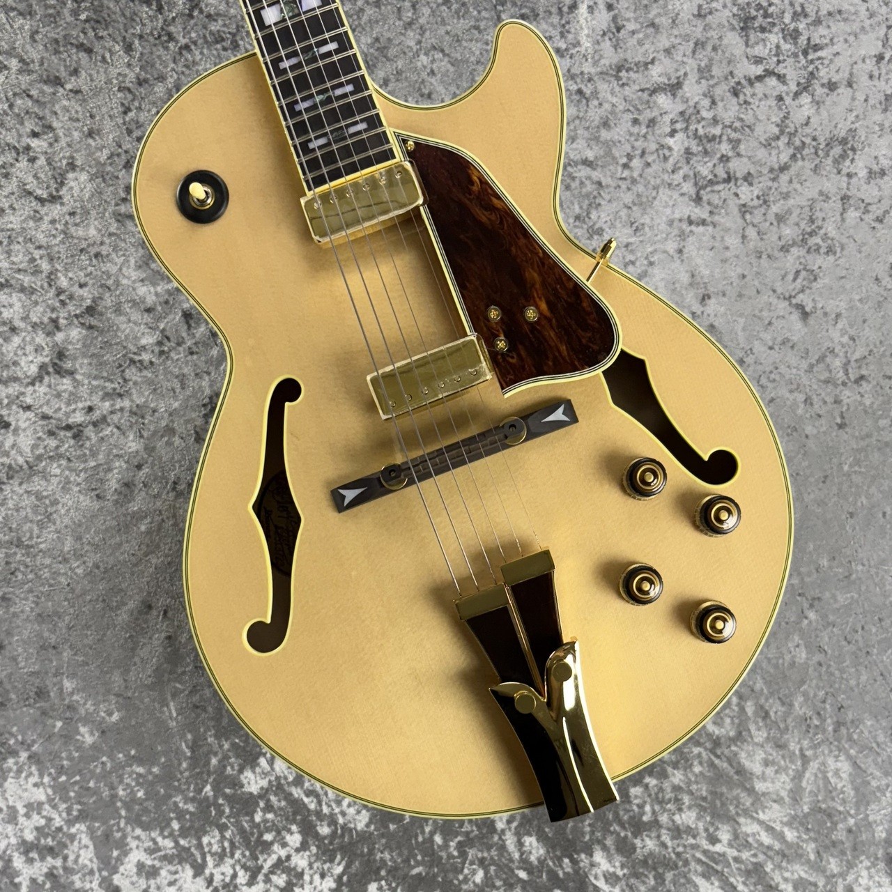 Ibanez GB-10 George Benson NAT: Natural s/n F2513723 3.49kg Electric Guitar